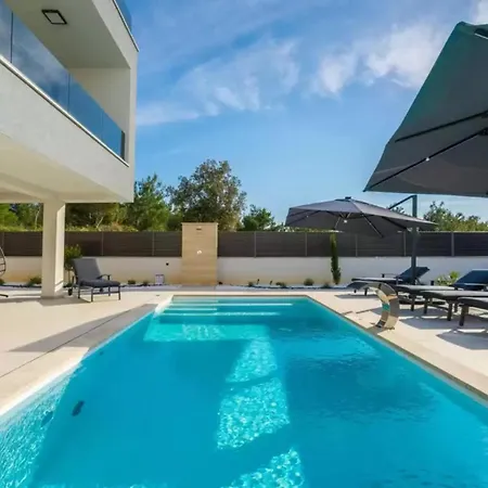 Seaview 032 With Heated Pool Villa