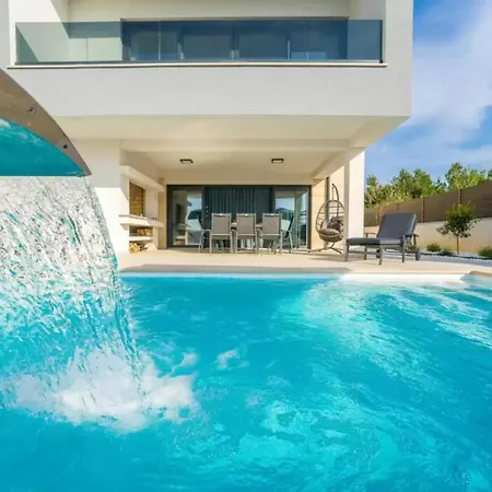 Seaview 032 With Heated Pool Villa *